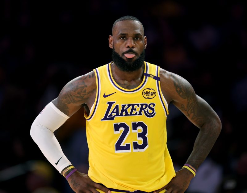 LeBron out for NBA opener, beyond as Lakers star deals with injury